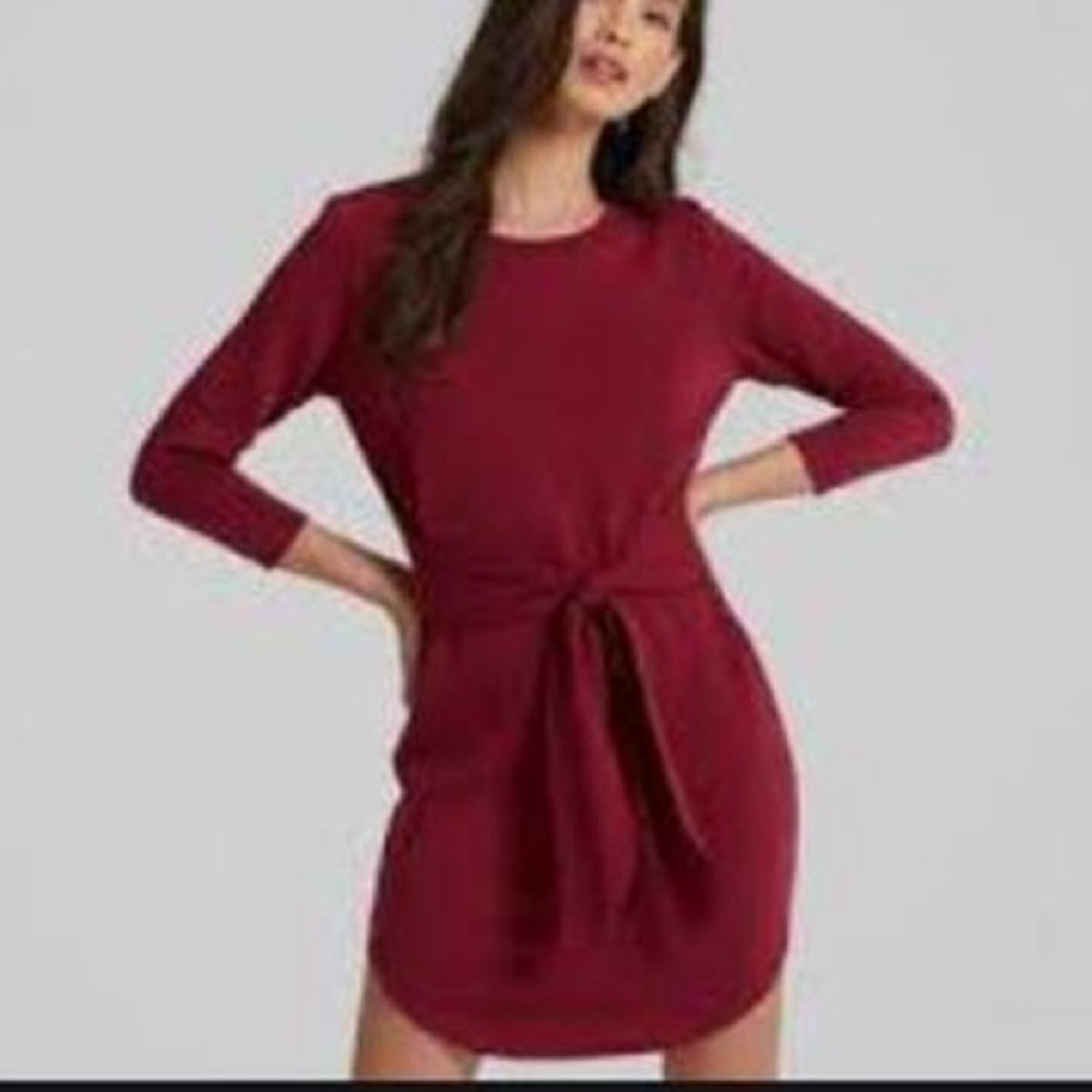 💚 2/$15 Red Long Sleeve Sheath Dress - Picture 1 of 2